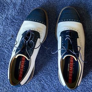 Men’s Foot Joy golf shoes size 11M